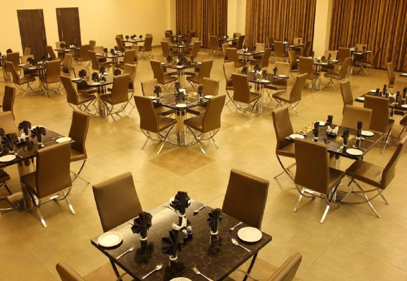 Khanvel Resort Силвасса Экстерьер фото