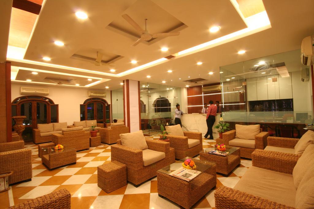 Khanvel Resort Силвасса Экстерьер фото