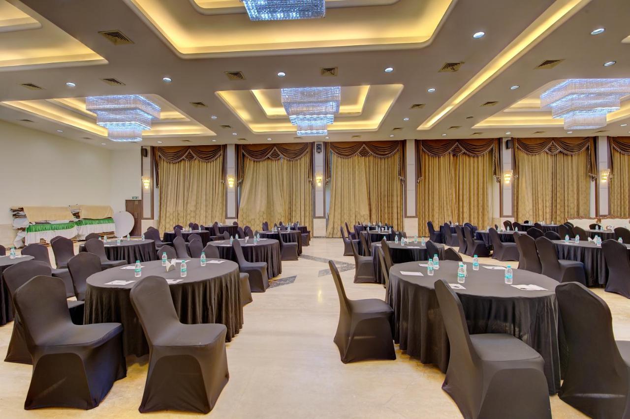 Khanvel Resort Силвасса Экстерьер фото